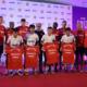 Vier junge Fußballtalente aus Indien bekommen im Rahmen der „United We Play” genannten Initiative des indischen Reifenherstellers Apollo Tyres die Gelegenheit, dem in der englischen Premier League spielenden Klub Manchester United einen Besuch abzustatten (Bild: Apollo Tyres)