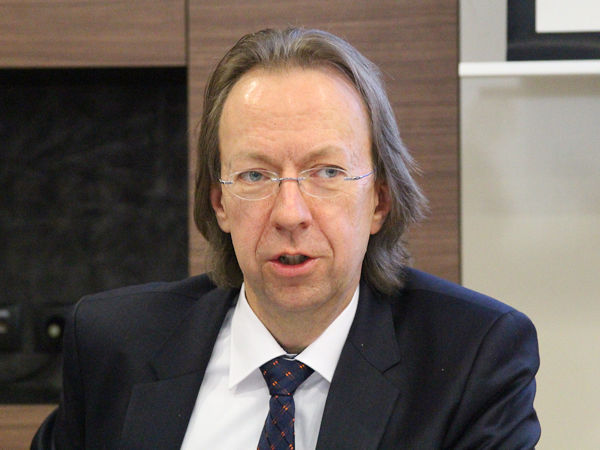 WdK-Hauptgeschäftsführer Boris Engelhardt warnt: Die Branche fährt ohne politische Unterstützung und Partnerschaft in der Wertschöpfungskette, insbesondere im Automobilbereich, ungebremst gegen die Wand (Bild: NRZ/Christian Marx)