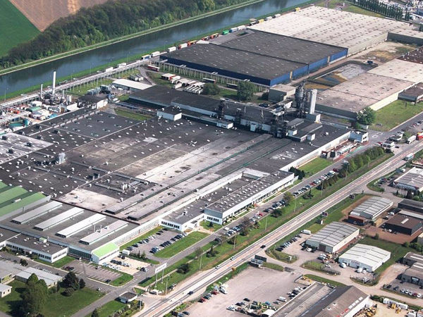 Wie französischen Medien berichten, steht die Aufnahme der Produktion runderneuerter Reifen durch die ATU-Mutter Mobivia in einem Teilbereich des von Bridgestone geschlossenen Reifenwerkes Béthune „unmittelbar bevor“ (Bild: Bridgestone)