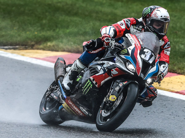 Beim EWC-Lauf in Spa-Francorchamps hat das auf Dunlop vertrauende Team BMW Motorrad World Endurance mit seiner M1000RR und der Startnummer 37 den Sieg einfahren können mit sieben Runden Vorsprung auf die Zweitplatzierten (Bild: Dunlop)