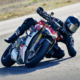 Durch Registrierung auf einer Event-Website unter Angabe des aktuell gefahrenen Motorradmodells samt einer kurzen Erklärung, warum man sich dazu berufen fühlt, haben Teilnehmer an Pirellis Gewinnspiel die Chance zum „Superbike-VIP“ zu werden bzw. eines von drei Erlebnispaketen zu ergattern (Bild: Pirelli)