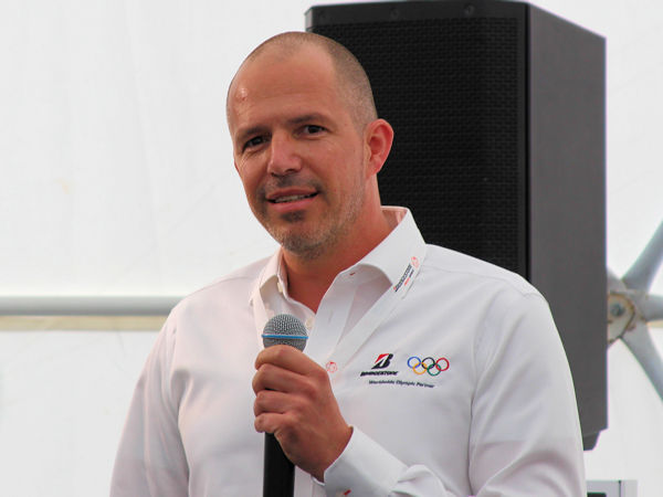 Bestehende Auftragsrückstände werden laut Christoph Frost, Director Commercial Products Central Europe bei Bridgestone, ab dem 1. September „automatisch mit der neuen Preisbasis und Konditionsstruktur zur Auslieferung gebracht“ (Bild: NRZ/Christian Marx)