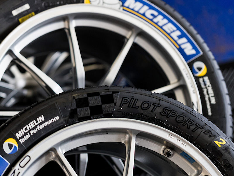 Michelin Pilot Sport EV2 Total Performance tb