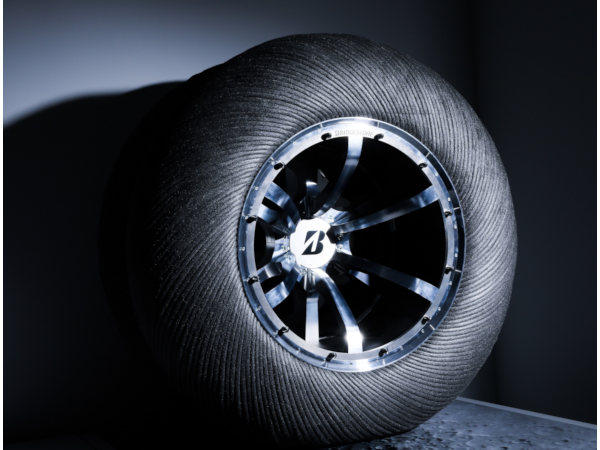 Bridgestone Reifen Mond klein