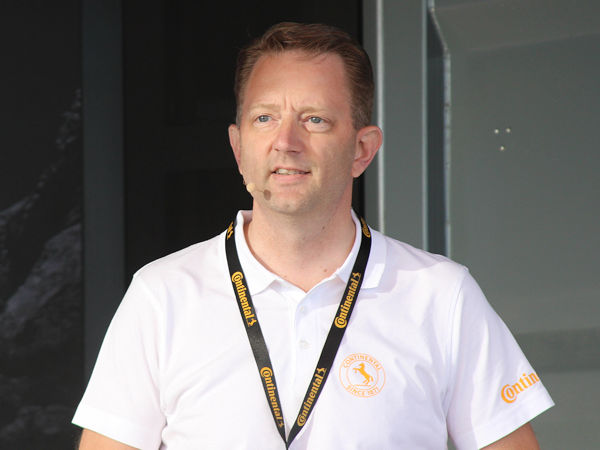 „Reifen sind unsere DNA. Wir lieben Reifen und Reifentechnologie“, sagt Ralf Benack, Leiter Fleet Solutions bei Conti mit Verantwortung für die EMEA-Region (Bild: NRZ/Christian Marx)