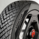 Der Konzeptreifen „Eagle Go“ soll Goodyear zufolge dank Wiederverwendung seiner Karkasse und eines erneuerbaren Profils bis zu 500.000 Kilometer zurücklegen können (Bild: Goodyear)