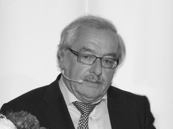 Mit Gerhard Ludwig ist der Seniorchef der Augsburger Reifenzentrale Rieger + Ludwig GmbH verstorben, der sich lange Jahre auch als BRV-Präsident und Beiratsvorsitzender der Kooperation Team für die Belange der Branche eingesetzt hat (Bild: NRZ/Christian Marx)