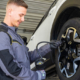 Auch wer keine Kompletträder benötigt, sondern Reifenersatz, dem bietet Opel eigenen Worten zufolge eine „Auswahl an Qualitätswinterreifen namhafter Hersteller zu günstigen Preisen“ samt eines kostenlosen Tausches des neuen Reifensatzes im Falle einer Beschädigung (Bild: Opel)