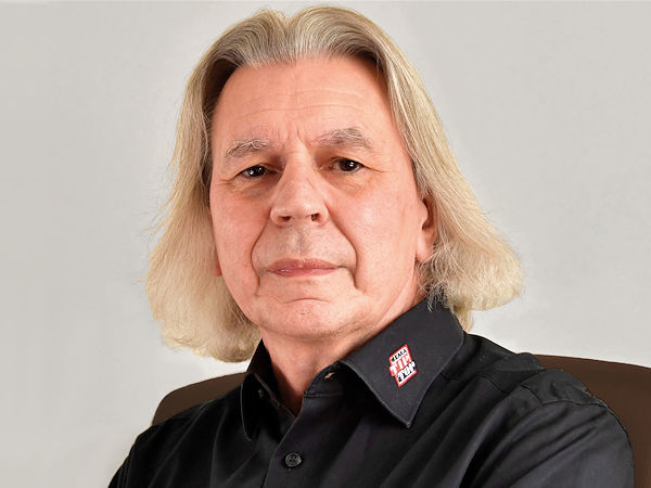 Rema Tip Top zufolge setzt sich Ludwig Ketzer, Head of Global Product Management & Application Automotive im Unternehmen, bereits seit fast 40 Jahren dafür ein, dass Reifen möglichst lange genutzt werden (Bild: Rema Tip Top)