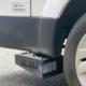 Das von The Tyre Collective für Fahrzeuge entwickelte Gerät wird nahe dem Rad angebracht und … (Bild: The Tyre Collective)
