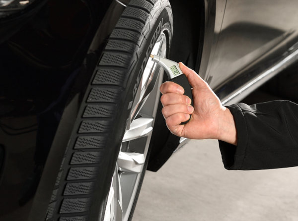 Apollo Tyres Umfrage klein