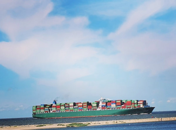 Containerschiff klein