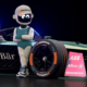 Als virtueller Influencer ist „Mono Mars“ in den großen sozialen Netzwerken vertreten und soll dort nun Motorsportfans und jüngere Zielgruppen ansprechen rund um Hankooks Formel-E-Engagement (Bild: Hankook)