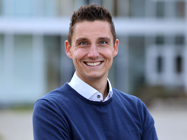 „Wir hatten zwar mit gutem Zuspruch gerechnet, die Vielzahl der Anmeldungen hat uns aber dennoch positiv überrascht“, berichtet RSU-Geschäftsleitungsmitglied Sven Döbler von einem sehr hohen Interesse an dem neu gestarteten TyreSystem-Partnerkonzept (Bild: RSU)