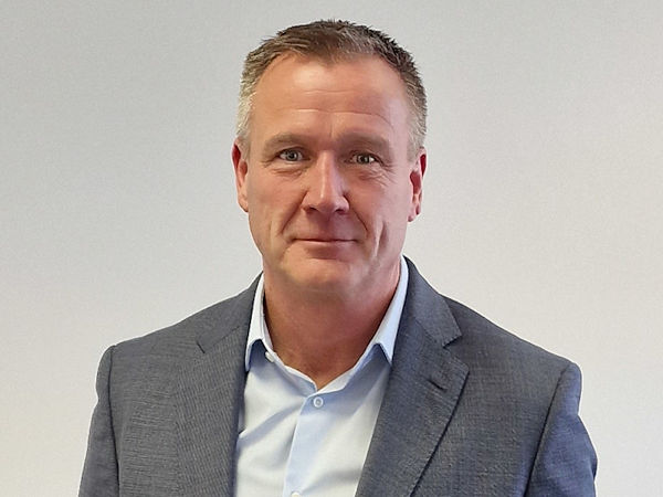 Nach zuletzt gut sieben Jahren in Diensten von Trelleborg Wheels Systems ist Richard Lyons seit Anfang April nun Executive Managing Director bei Kumho Tyre UK (Bild: Tyre Industry Publications Ltd./Scott Parker-Copestick)