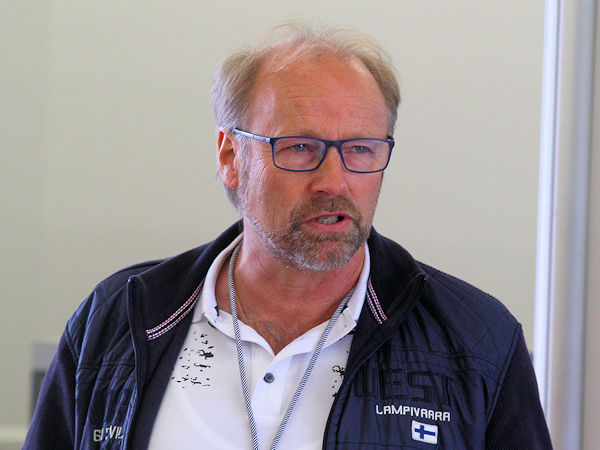Prof. Dr. Burkhard Wies ist jetzt Vice President Innovation & Applied Research bei Continental (Bild: NRZ/Christian Marx)