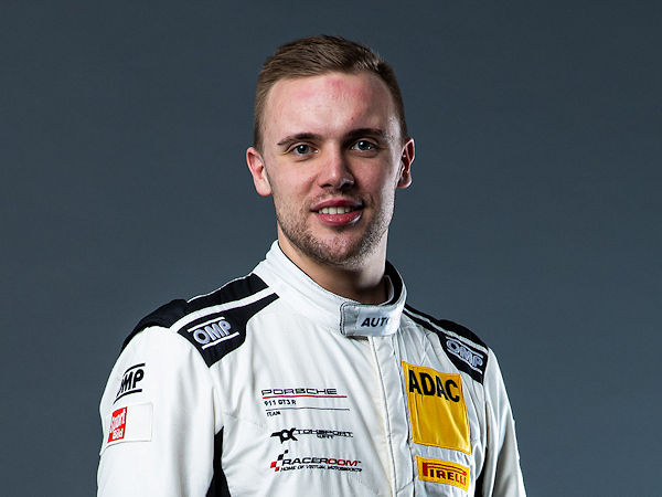 Vom PC mit der SimRacing-Simulation RaceRoom in die DTM ist ein außergewöhnlicher Motorsportlebenslauf für KW-Rennsportvertriebsmitarbeiter Tim Heinemann (Bild: Gruppe C Photography)