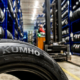 Seien schon zahlreiche neue Mitarbeiter sowohl im europäischen Hauptquartier als auch in den europäischen Niederlassungen eingestellt oder die Lagerkapazitäten in Deutschland und Großbritannien erweitert worden, plant Kumho nach eigenen Worten weitere Investitionen in neue Infrastrukturprojekte (Bild: Kumho Tire)