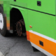 Bus ohne Reifen