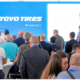 Toyo Pressevent klein
