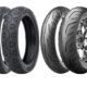 Benelli hat sich bei seinem Retro-Bike Imperiale 400 für das Maxxis-Profil „M-6400“ (links) in 100/90-19 und 130/80-18 am Vorder- bzw. Hinterrad als Erstausrüstung entschieden, während bei dem Kymco-Dreiradroller CV3 ab Werk eine Kombination aus dem „MA-Wings“ in 110/70-13 vorne und „Supermaxx SC“ in 160/60 R15 hinten montiert wird (Bilder: Maxxis)