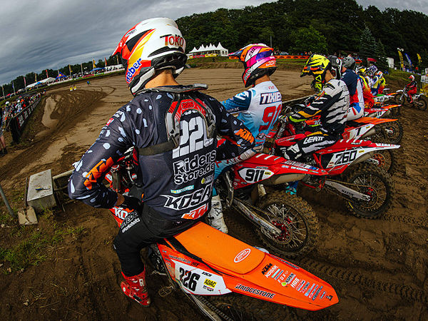 Bei den Rennen am letzten August-Wochenende in Tensfeld lieferten die Fahrer des Teams Kosak Racing, die im MX Masters auf Bridgestone-Reifen an ihren KTM-Maschinen vertrauen, eine überzeugende Performance (Bild: ADAC)