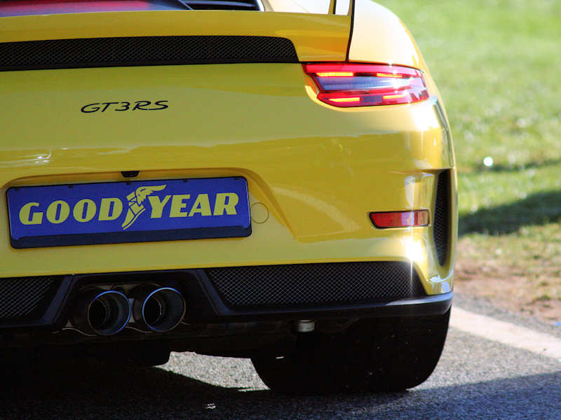 Porsche Goodyear tb