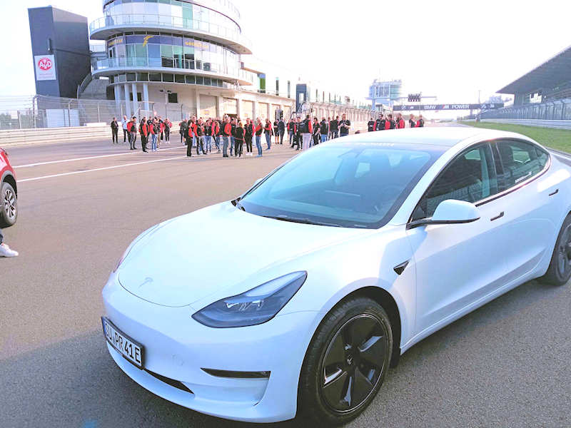 Yokohama Test Drive Event Tesla tb