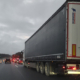 Auf der Bremse: Im August sind die Lkw-Fahrleistungen auf bundesdeutschen Autobahnen sowohl gegenüber dem entsprechenden Vorjahresmonat als auch im Vergleich zum diesjährigen Juli zurückgeblieben (Bild: NRZ/Christian Marx)