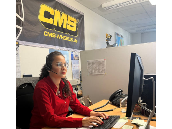CMS Kundenservice klein