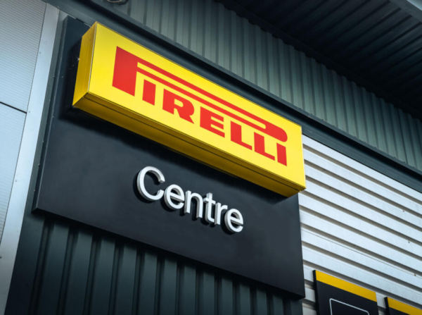 Pirelli Centre klein