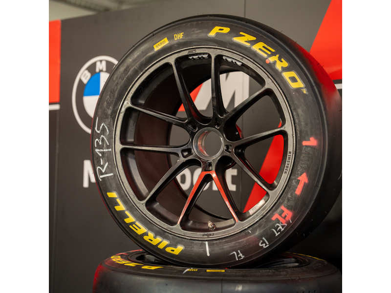 Pirelli DTM tb