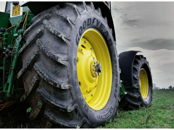 Goodyear Farm Tires klein