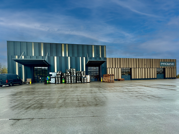 Proline Halle 02 600