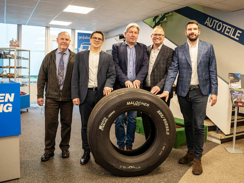Reifen Stiebling Runderneuerung Fachpresse 2 tb