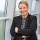 „Diese unumgängliche Entscheidung ist uns sehr schwergefallen. Das Engagement unserer Mitarbeitenden, die innerbetrieblichen Fortschritte und die Investitionen der vergangenen Jahre in die betroffenen Aktivitäten können den starken Wettbewerbsdruck nicht länger ausgleichen“, sagt Maria Röttger, Präsidentin der Region Nordeuropa von Michelin (Bild: Michelin)