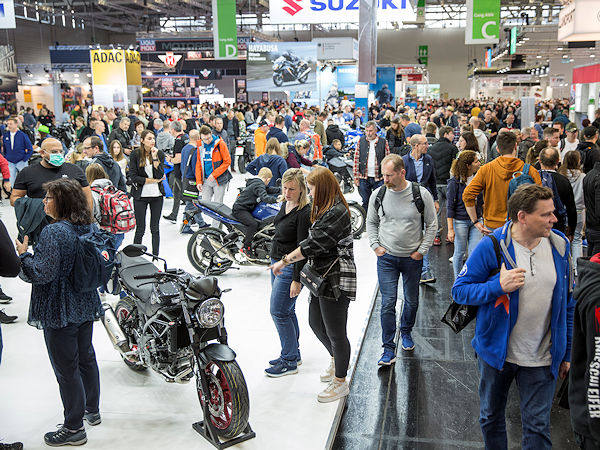 Das neue Intermot-Konzept soll schon vor dem offiziellen Anmeldestart für die Messe große Player wie BMW, Kawasaki oder Yamaha überzeugt haben, die ihr Kommen bereits angekündigt hätten: Dazu, ob auch die Reifenbranche vor Ort vertreten sein wird, ist bis dato noch nichts bekannt (Bild: Koelnmesse GmbH)