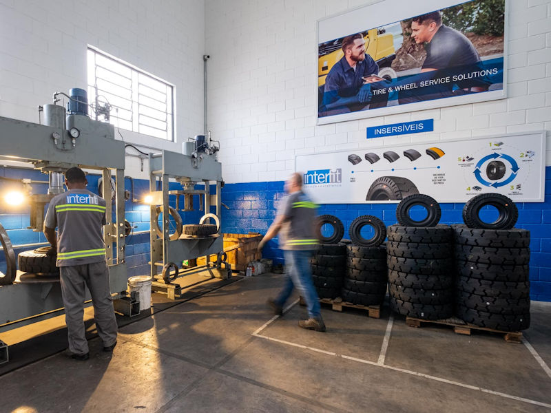 Interfit new store in Campinas BR tb