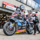Mit seiner M 1000 RR hat das auf Dunlop-Reifen vertrauende Team BMW Motorrad mit der Startnummer 37 beim Saisonauftakt der Motorradlangstrecken-WM in Le Mans im EWC-Klassement den zweiten Platz einfahren können, während die Ränge eins und drei an zwei von Bridgestone ausgerüstete Rennställe gingen (Bild: Goodyear)