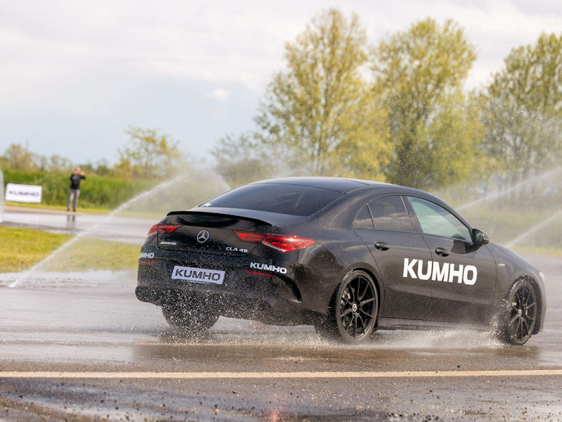 Kumho Rennstrecke tb