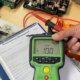 Die TyreSystem-Akademie der RSU GmbH meldet noch freie Plätze für ihre Onlineschulung „Hochvoltsysteme 1S Fachkunde“ (Bild: RSU)