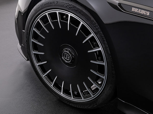 Bei seinem Brabus 930 kombiniert der Tuner aus Bottrop Contis „SportContact 7“ mit der Platinum-Edition seines „Monoblock-ZM“-Rades (Bild: Continental)