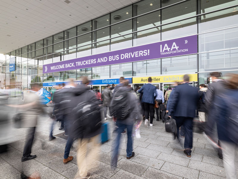 IAA Vorschau tb