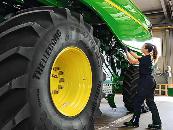 Von der Allianz mit John Deere im brasilianischen Markt verspricht sich Yokohama TWS hinsichtlich Landwirtschaftsreifen der Marke Trelleborg einen Ausbau deren Marktanteils in dem südamerikanischen Land (Bild: Yokohama TWS)