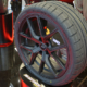 Der „M-Attack“ ist nach den Worten des italienischen Großhändlers Univergomma, der den Reifen auch in Motorsportserien an den Start bringen will, eines der wenigen Profile seiner Marke Momo Tires, das noch nicht Made in Europe ist (Bild: PneusNews/Ludovico Bencini)