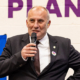 Petar Nikolic ist Werksdirektor in Troyes, wo Michelin unlängst eine im Konzern bisher einzigartige Produktionsmaschine für Landwirtschaftreifen namens COSMOS eingeweiht hat (Bild: Michelin)