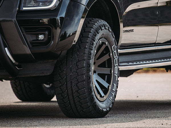 Ab Januar kommenden Jahres soll das neu überarbeitete „AT#1“-Offroadprofil der Delta4x4-Eigenmarke Loder Tire auch in der Größe 235/55 R18 118T und damit dann in insgesamt vier Dimensionen lieferbar sein (Bild: Delta4x4)