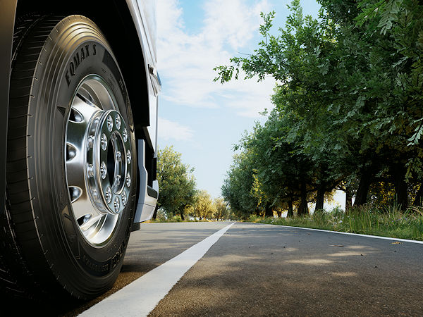 Goodyear rückt bei der heute mit einem Pressetag in Hannover startenden Messe IAA Transportation nicht nur seine „TPMS Connect“ und „CheckPoint“ genannten Lösungen rund um RDKS und das Reifenmanagement in den Fokus, sondern präsentiert dort mit dem „EQMax“ und dem „EQMax Ultra“ aus zwei neuen Lkw-Reifenserien (Bild: Goodyear)