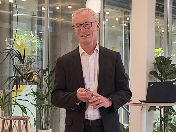 Laut Gary Guthrie, Automotive B2C Global Brands Business Line Director bei Michelin, besteht die EV-Strategie des französischen Reifenherstellers darin, dass sämtliche seiner Pkw-Reifen für Elektrofahrzeuge ausgelegt sind (Bild: NRZ/Christian Marx)