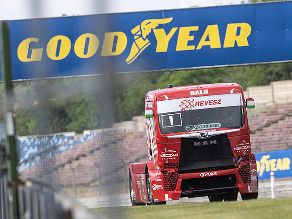 Über das Jahr 2024 hinaus wird Goodyear auch in den Saisons 2025 bis 2027 als Titelsponsor und exklusiver Reifenlieferant der FIA European Truck Racing Championship fungieren (Bild: Goodyear)
